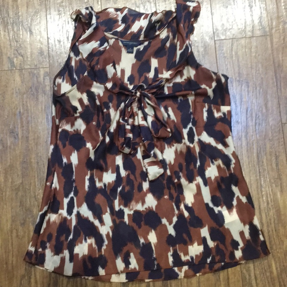 Banana Republic sleeveless blouse